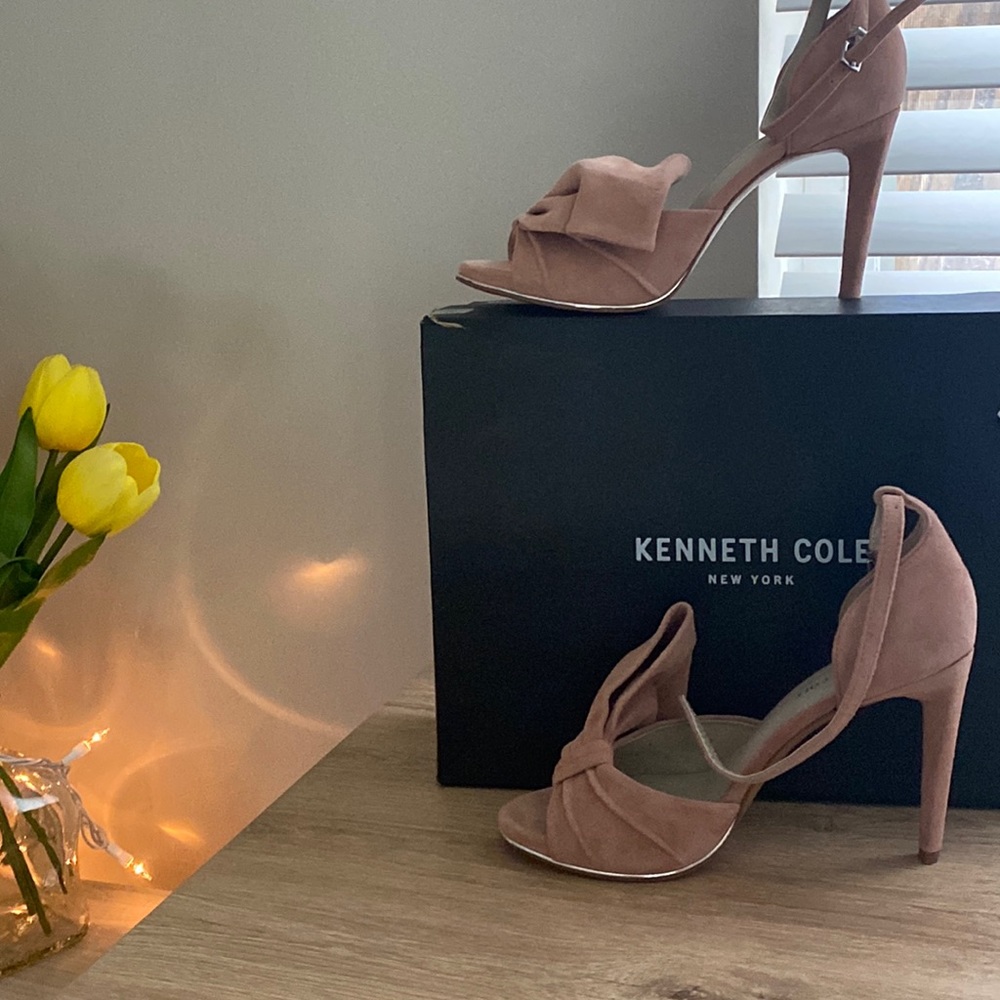 Kenneth Cole, color Blush, Brand New
